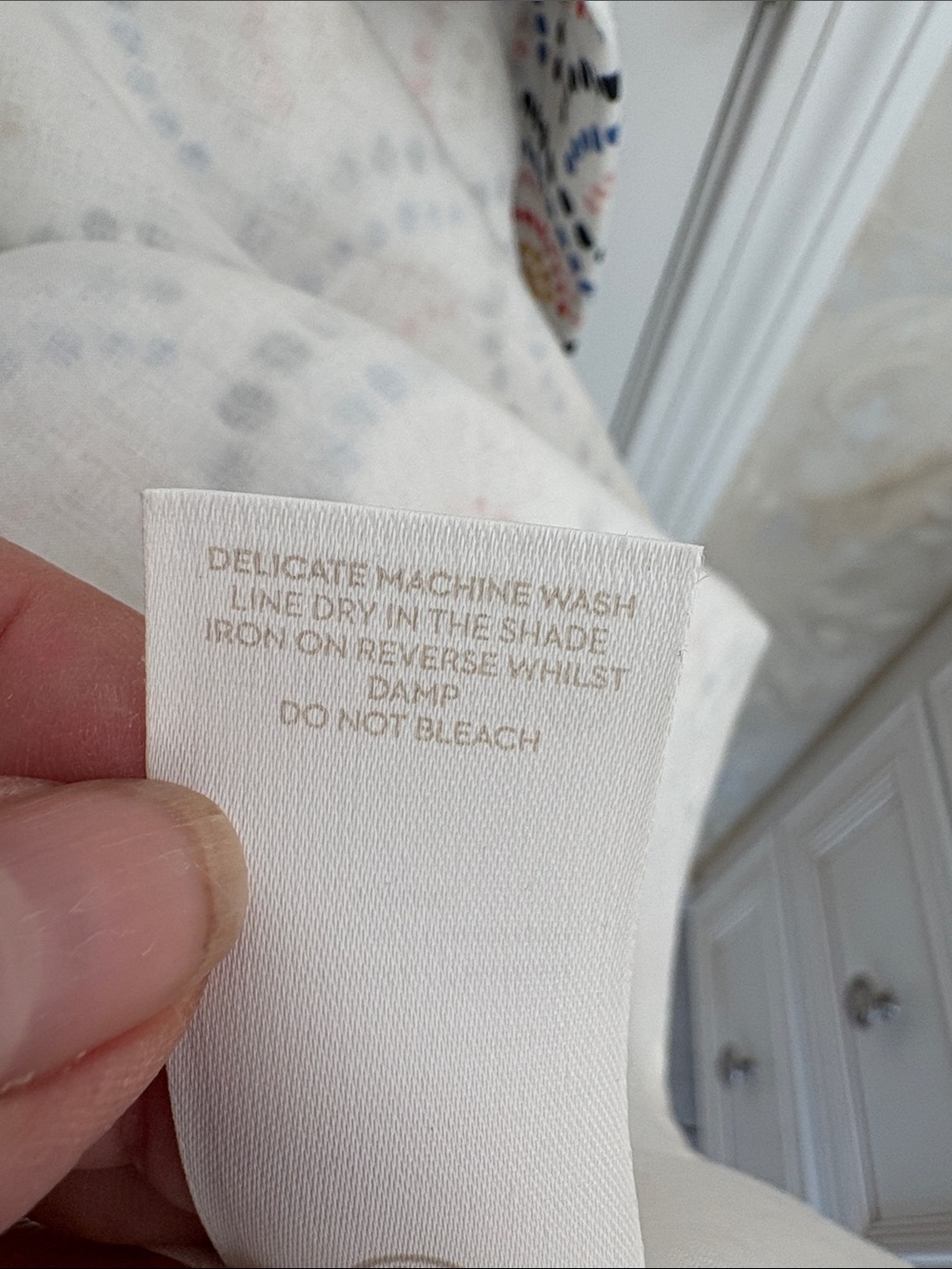 Boden Cotton/Linen Sleeveless V-Neck White Dress with Multicolor Dot Fan Print - Picture 14 of 14